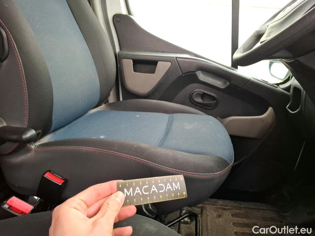  Renault  Master RENAULT  VU 4p Fourgon FG GCf Trac F3500 L2H3 dCi 110 S&S Euro6 #43