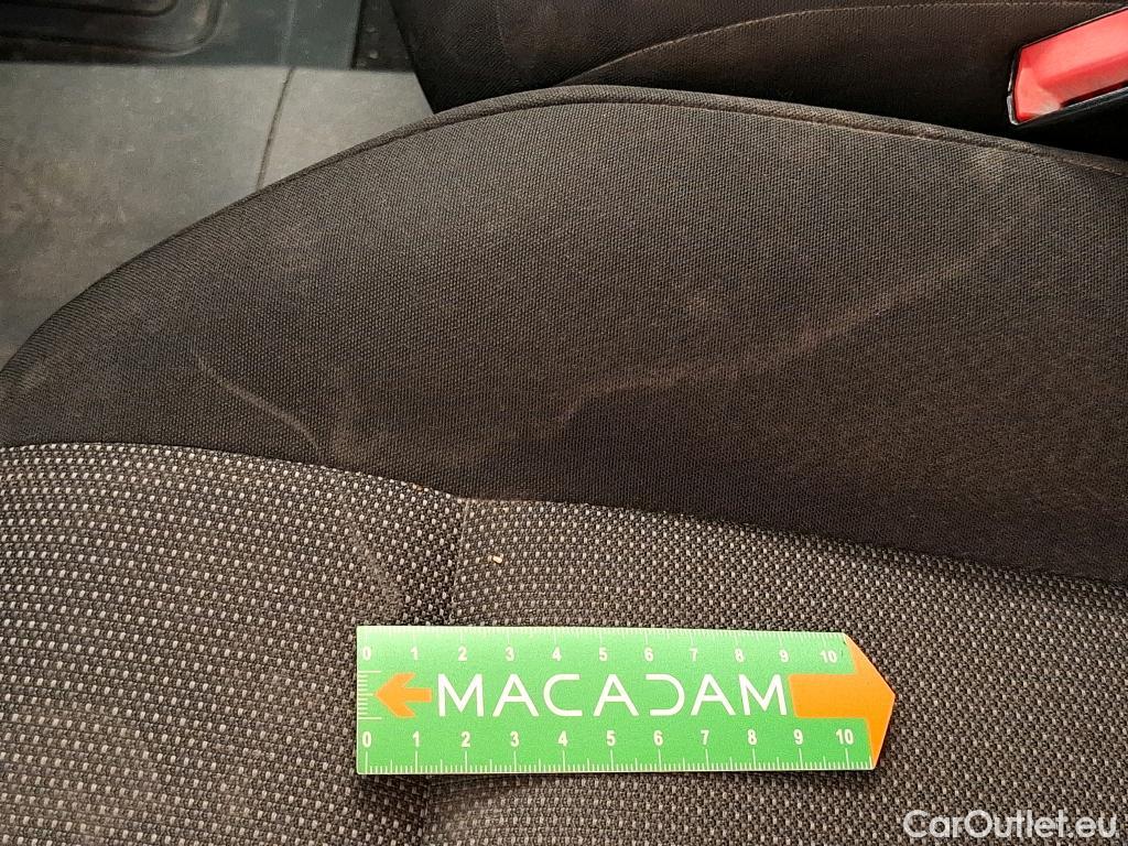  Toyota  Proace TOYOTA  City / 2019 / 4P / Fourgonnette 1.5 Medium 100 D-4D Business #66