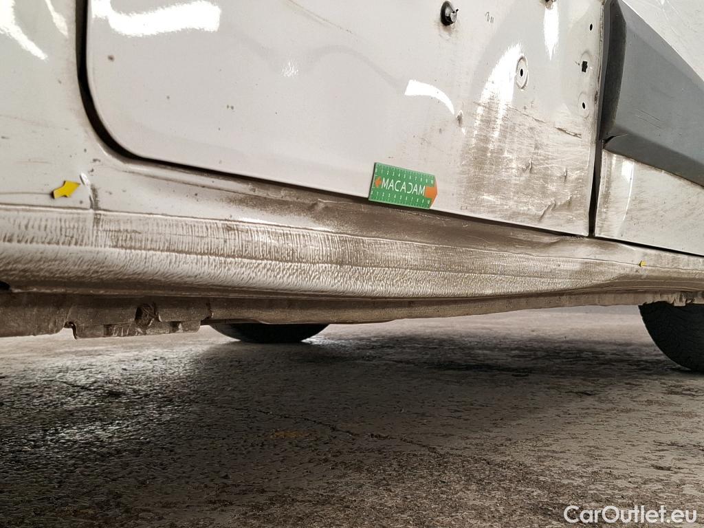  Toyota  Proace TOYOTA  City / 2019 / 4P / Fourgonnette 1.5 Medium 100 D-4D Business #2