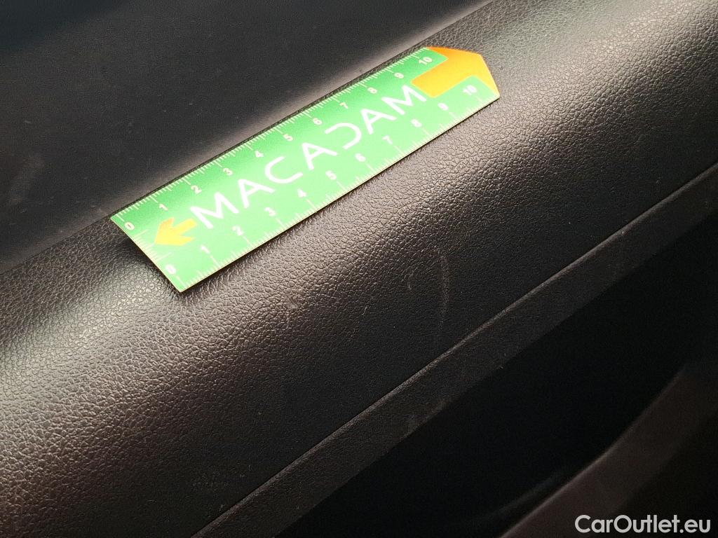  Toyota  Proace TOYOTA  City / 2019 / 4P / Fourgonnette 1.5 Medium 100 D-4D Business #94