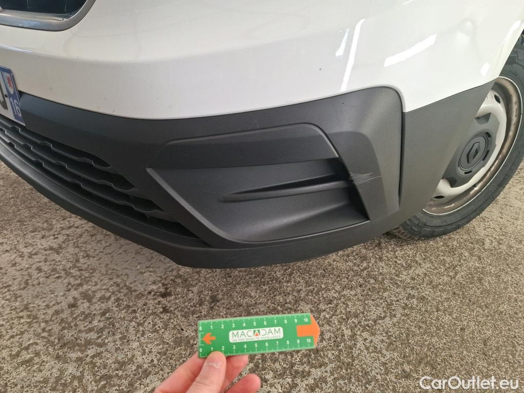  Renault  Trafic  Fourgon L2H1 3T Grand Confort 2.0 dCi 130CV BVM6 E6d #15