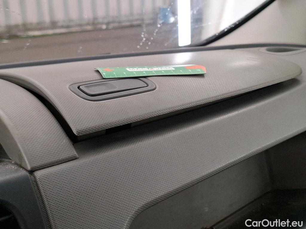  Renault  Trafic  Furgon Grand Confort L1H1 1200 1.6 dCi 125CV BVM6 E6 #58