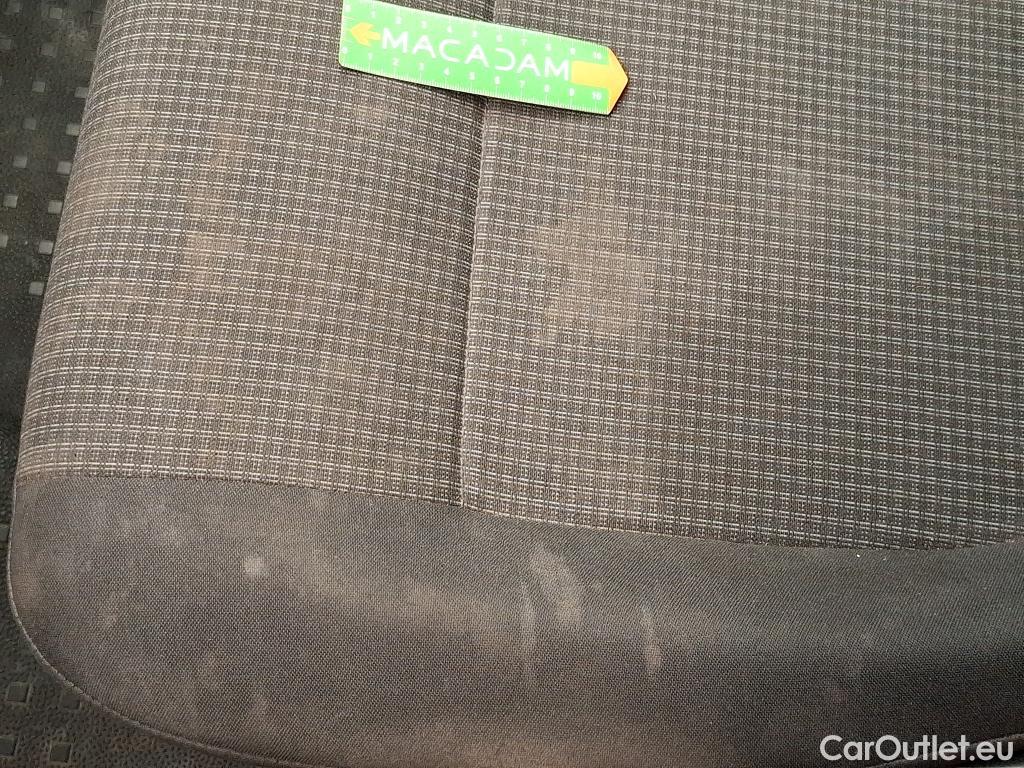  Volkswagen  Transporter VOLKSWAGEN  / 2019 / 4P / Fourgon tôlé 2.0 TDi 150 L2H1 Business Line #31