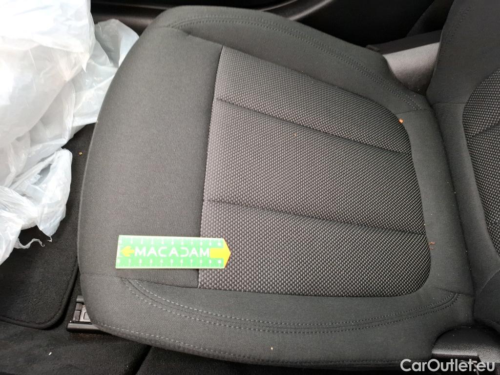  Bmw  Serie 3 BMW Série 3 Berline / 2018 / 4P / Berline 318d 150ch Business Design BVA8 #12