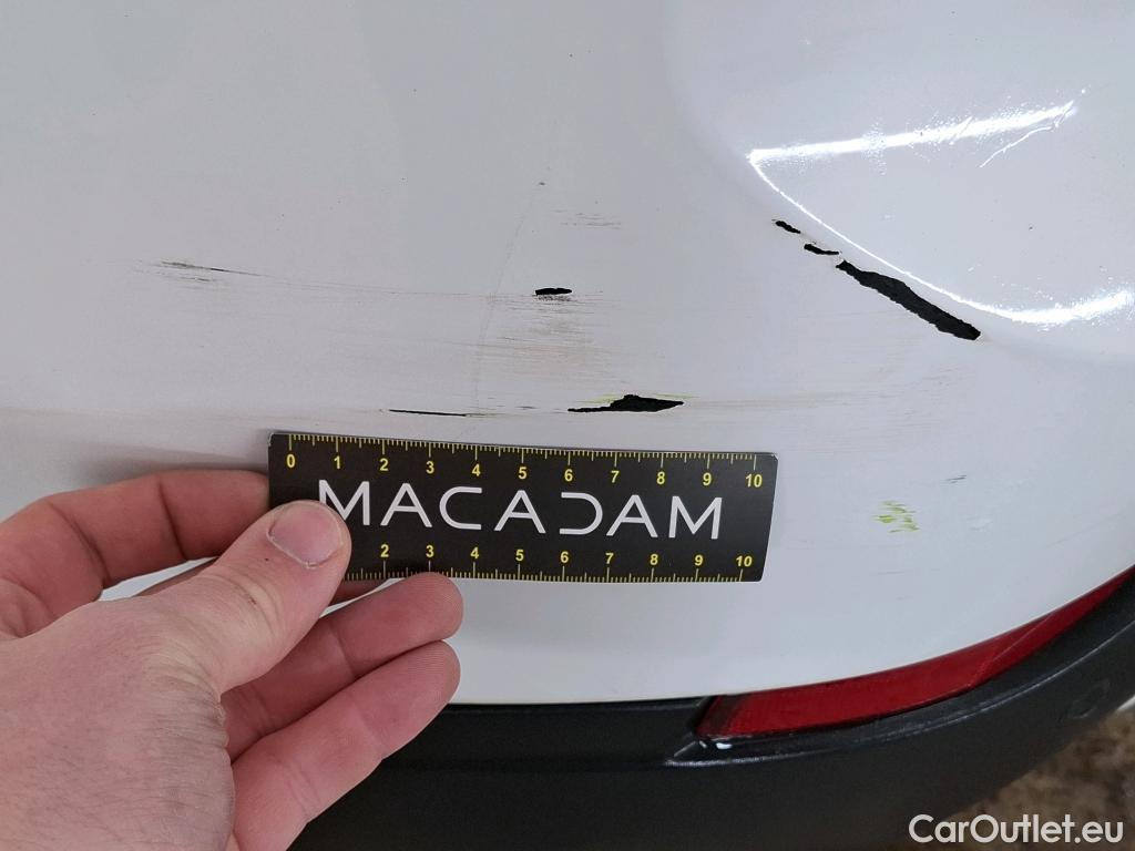  Bmw  X1 BMW  / 2019 / 5P / SUV sDrive16d Business Design #9