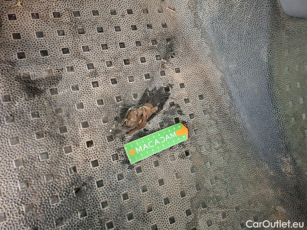  Volkswagen  Transporter VOLKSWAGEN  / 2019 / 4P / Fourgon tôlé 2.0 TDi 150 L2H1 Business Line #9