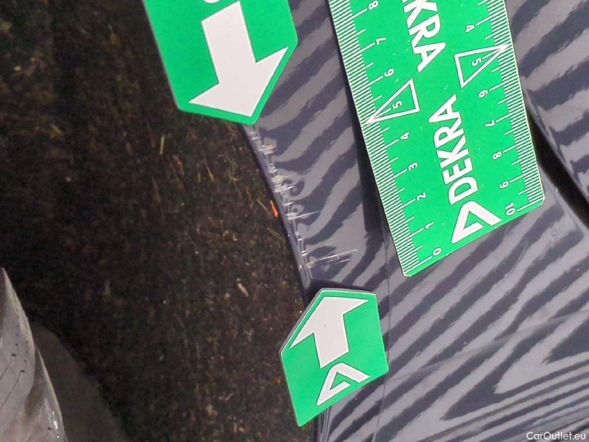  Hyundai  i30  Business 1.6 CRDi 115CV BVA7 E6d #22