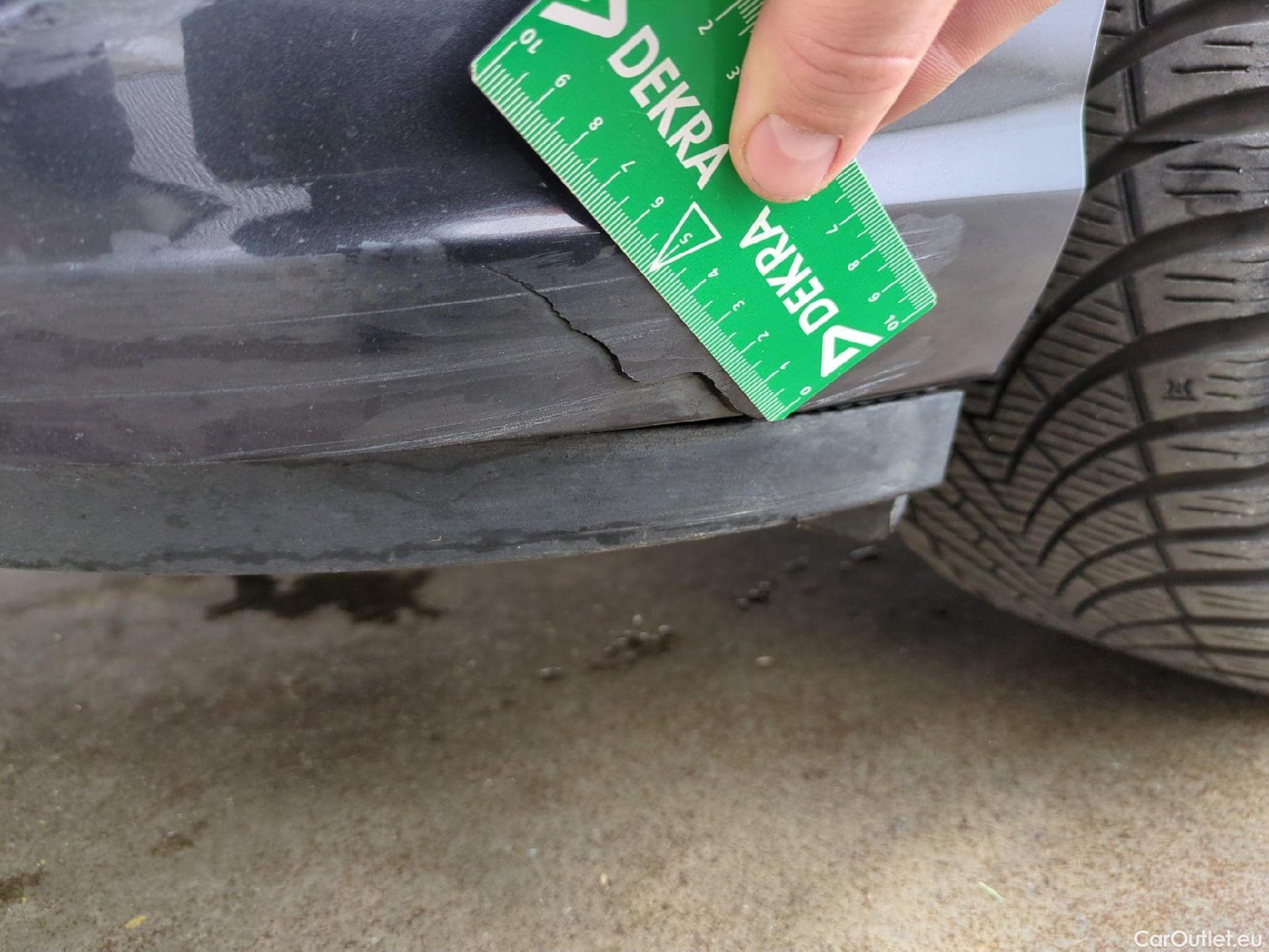  Hyundai  i30  Business 1.6 CRDi 115CV BVA7 E6d #29