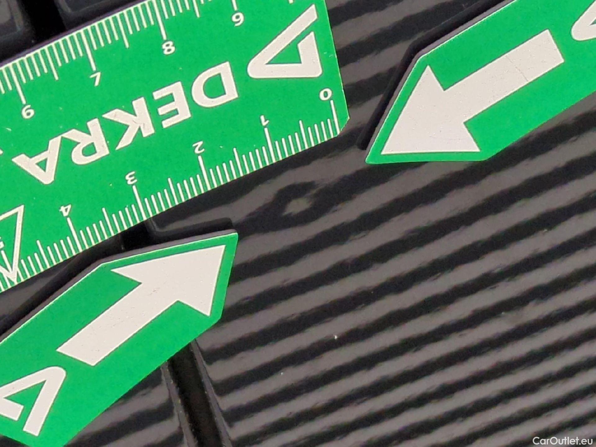  Hyundai  i30  Business 1.6 CRDi 115CV BVA7 E6d #24