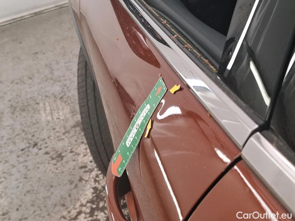  Citroen  C4  Berline Shine 1.5 BlueHDI 110CV BVM6 E6d #10