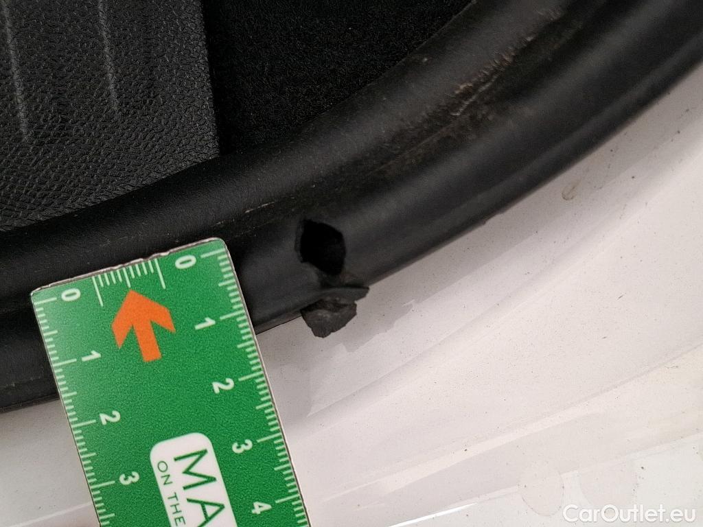  Citroen  C4  Berline Feel Pack 1.2 PureTech 130CV BVA8 6E #7