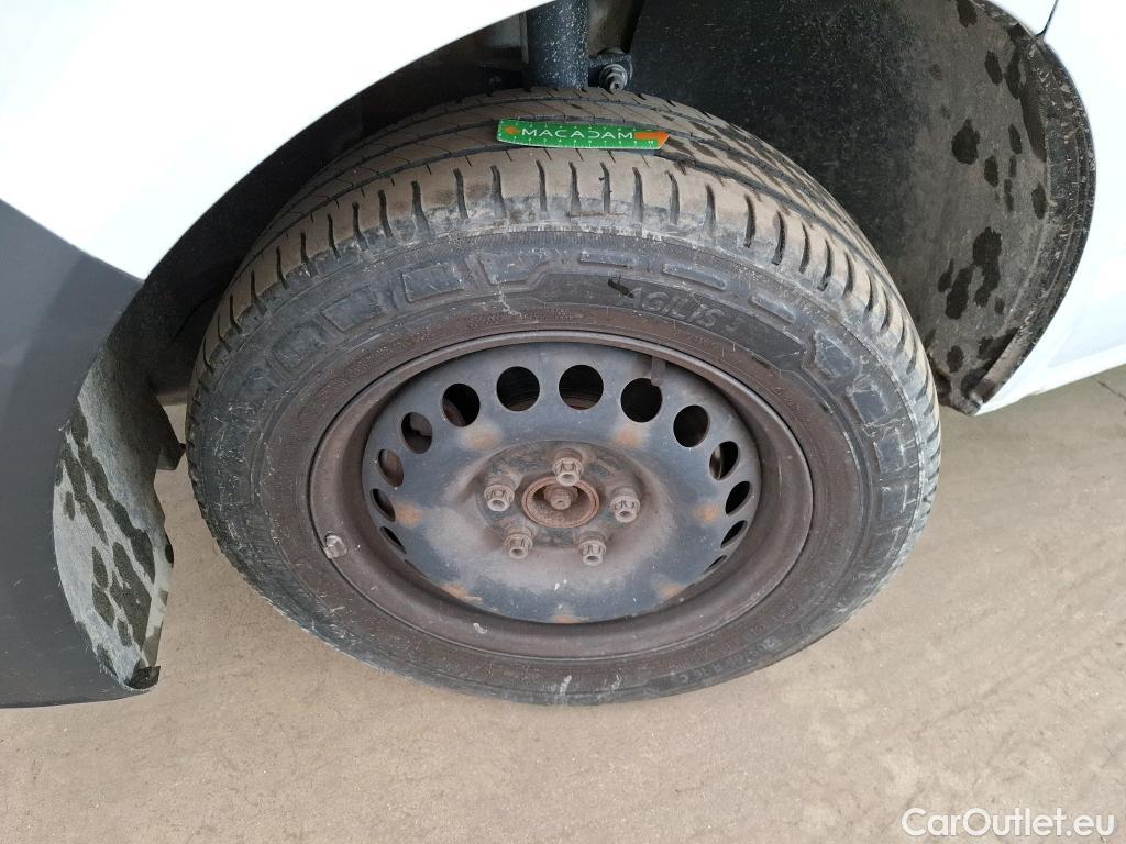  Volkswagen  Transporter VOLKSWAGEN  / 2019 / 4P / Fourgon tôlé 2.0 TDi 150 L2H1 Business Line #19