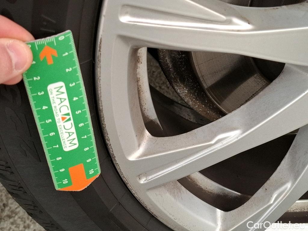  Audi  A4 AUDI  / 2019 / 4P / Berline 35 TFSI 150 S tronic Business Line #19