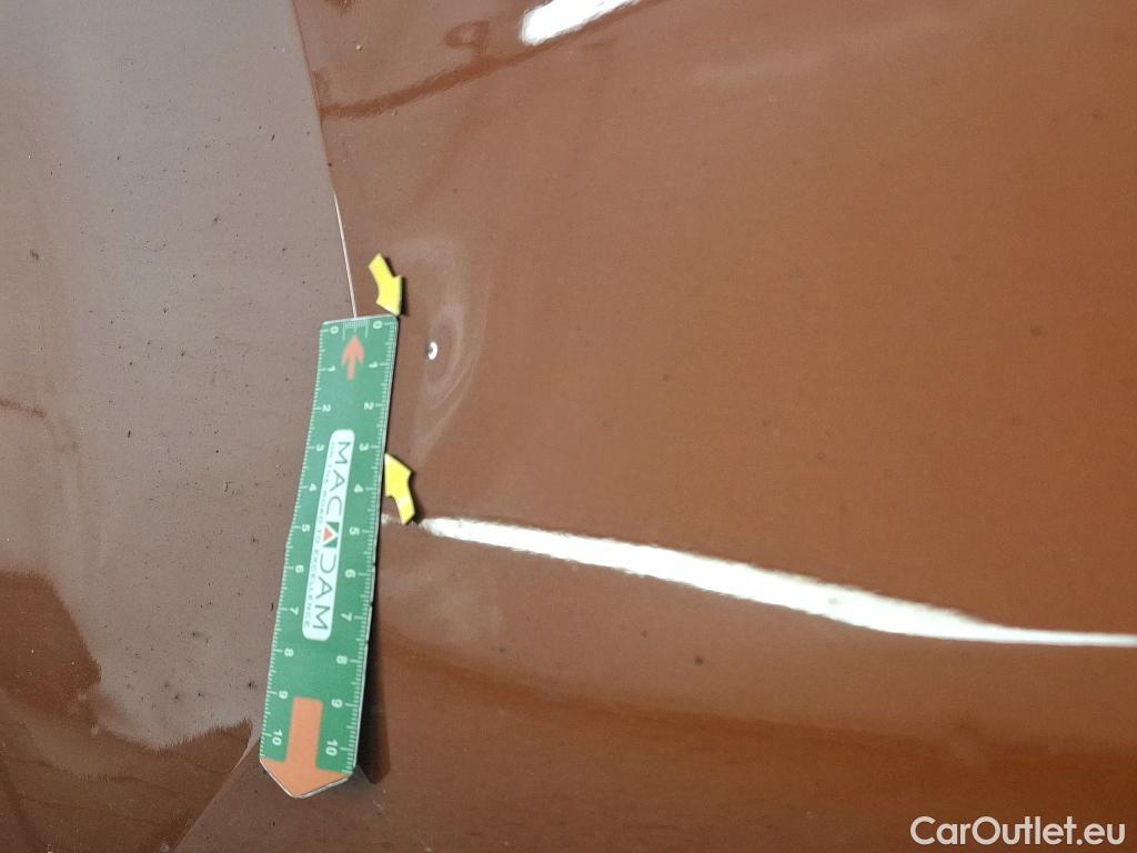  Citroen  C4  Berline Shine 1.5 BlueHDI 110CV BVM6 E6d #9