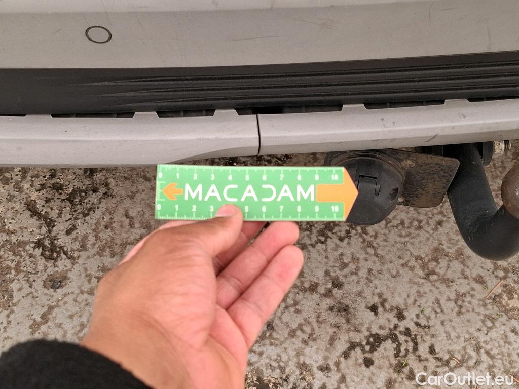  Hyundai  Konna Kona Business Hybrid 2WD 1.6 GDI 140CV BVA6 E6dT #4