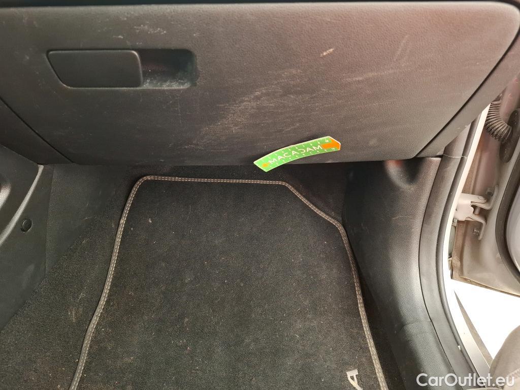  Hyundai  Konna Kona Business Hybrid 2WD 1.6 GDI 140CV BVA6 E6d #37