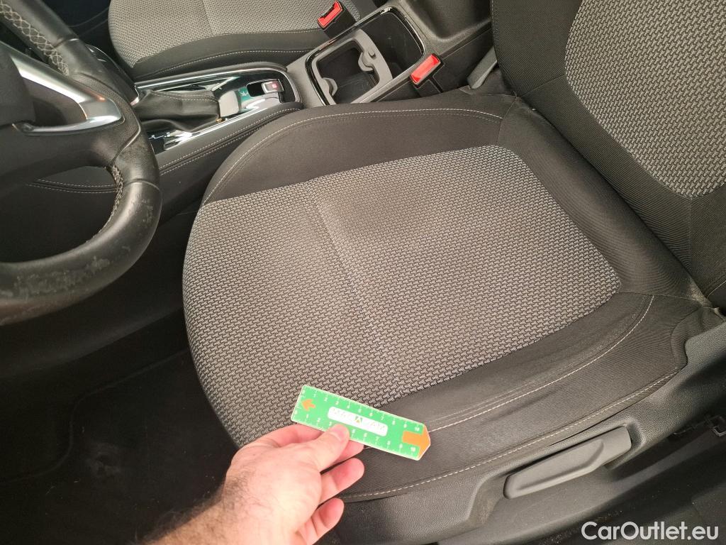  Opel   Grandland X OPEL  2017  5P  SUV 12 TURBO 130 EDITION BUSINESS AUTO #17