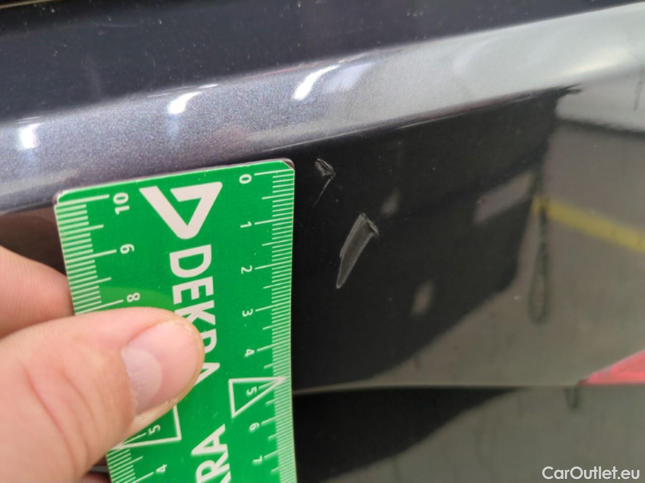  Hyundai  i30  Business 1.6 CRDi 115CV BVA7 E6d #38