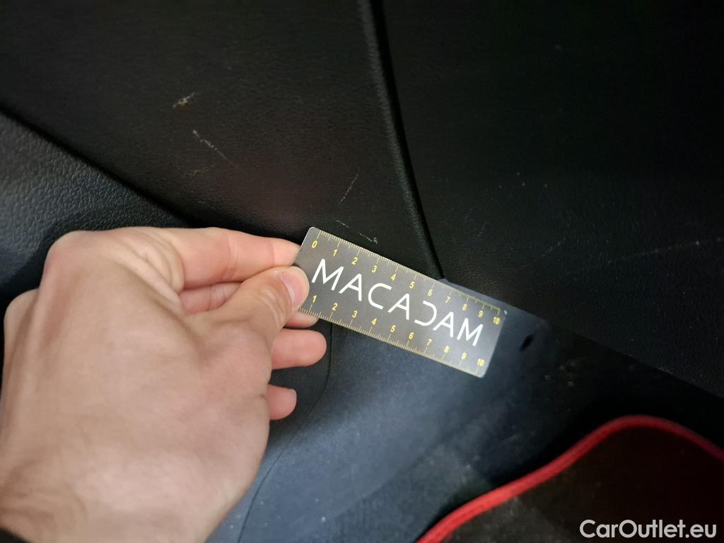  Hyundai  Tucson  Business 2WD 1.6 CRDi 135CV BVA7 E6dT #40