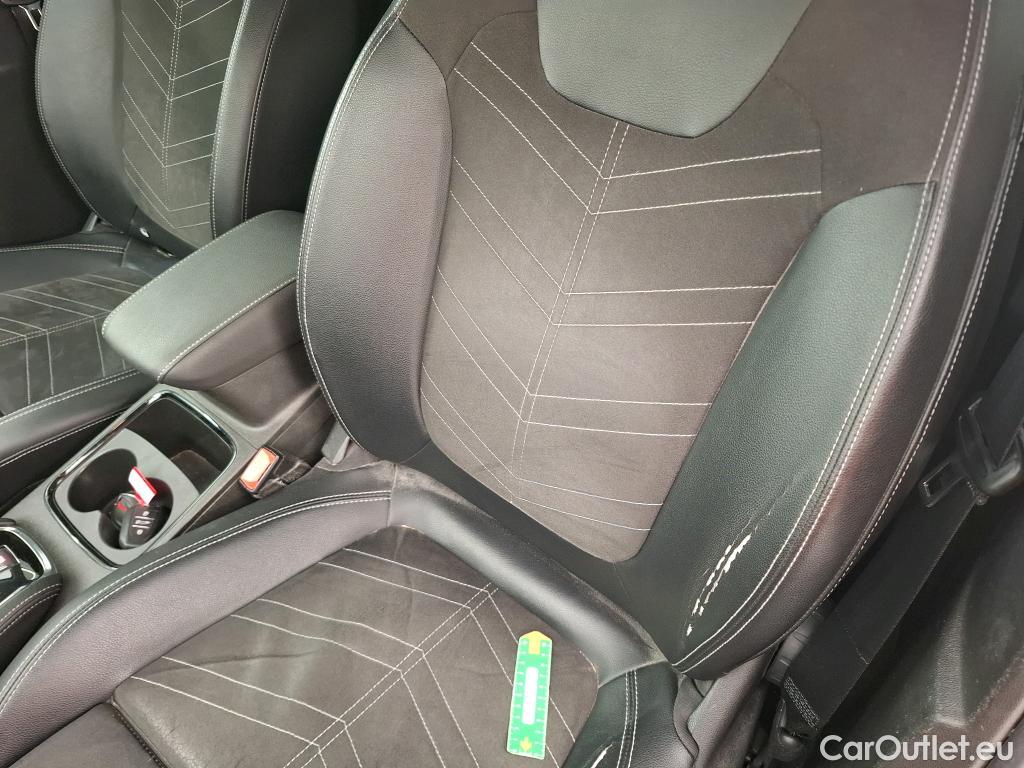  Opel   Grandland X OPEL Grandland / 2021 / 5P / SUV 1.5 DIESEL 130 ULTIMATE AUTO #15