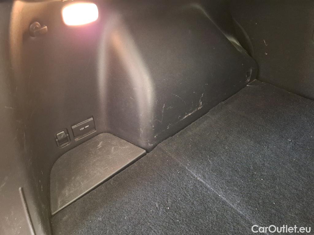  Hyundai  Tucson  Business Hybrid 2WD 1.6 T-GDI 230CV BVA6 E6d #9