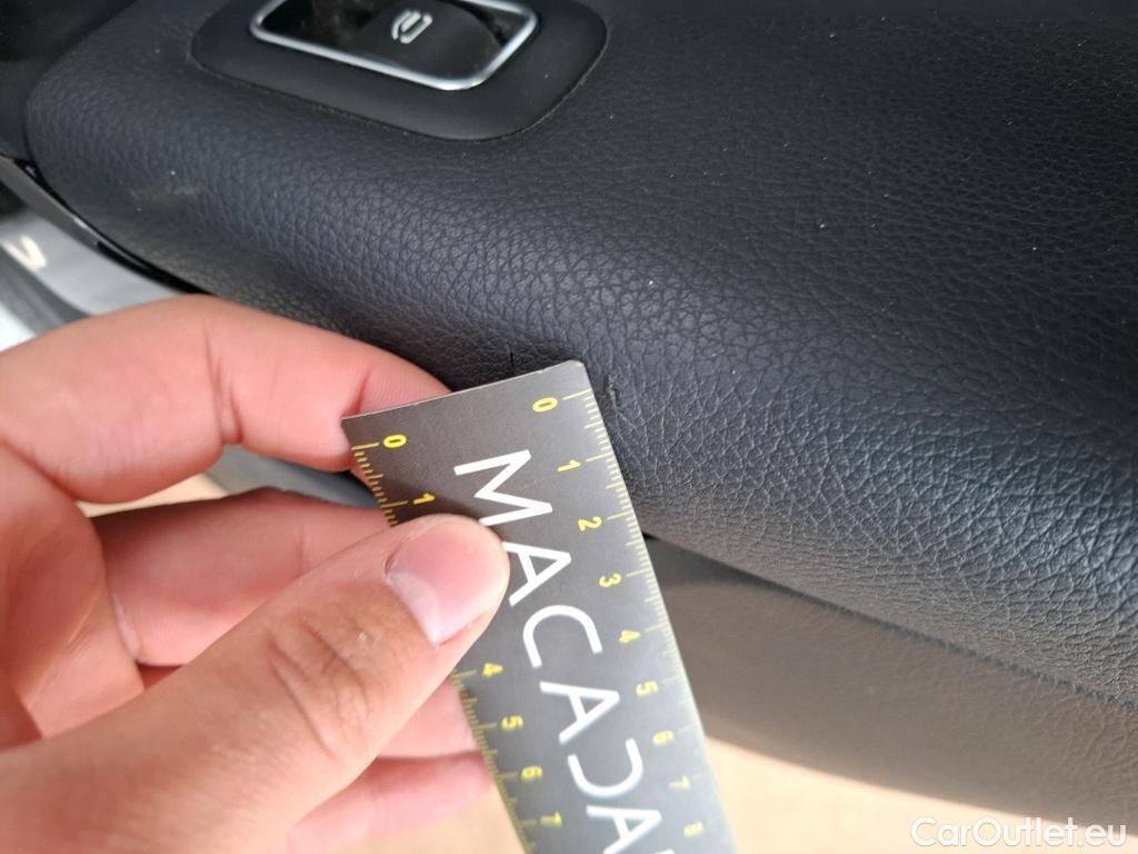  Mercedes  A-Klasse MERCEDESBENZ Classe A Compact  2018  5P  Berline A 180 d Business Line #21