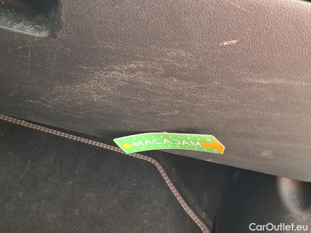  Hyundai  Konna Kona Business Hybrid 2WD 1.6 GDI 140CV BVA6 E6d #38