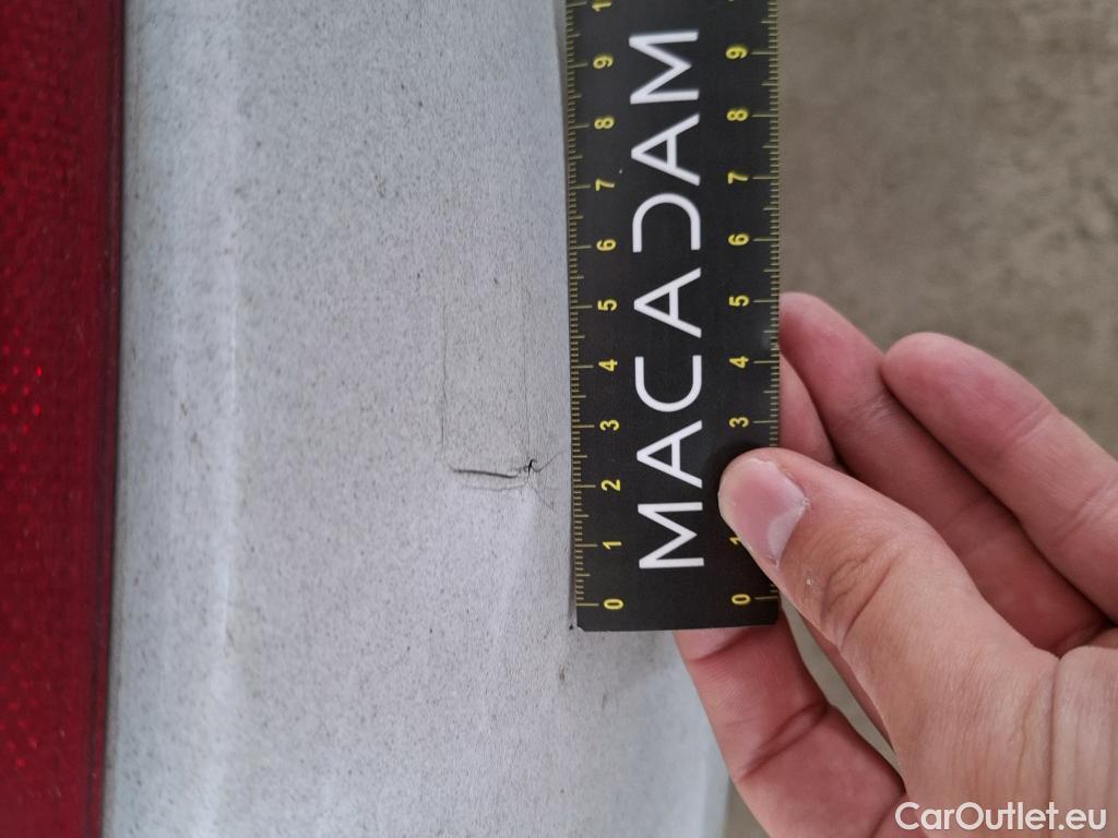  Mercedes  A-Klasse MERCEDESBENZ Classe A Compact  2018  5P  Berline A 180 d Business Line #15