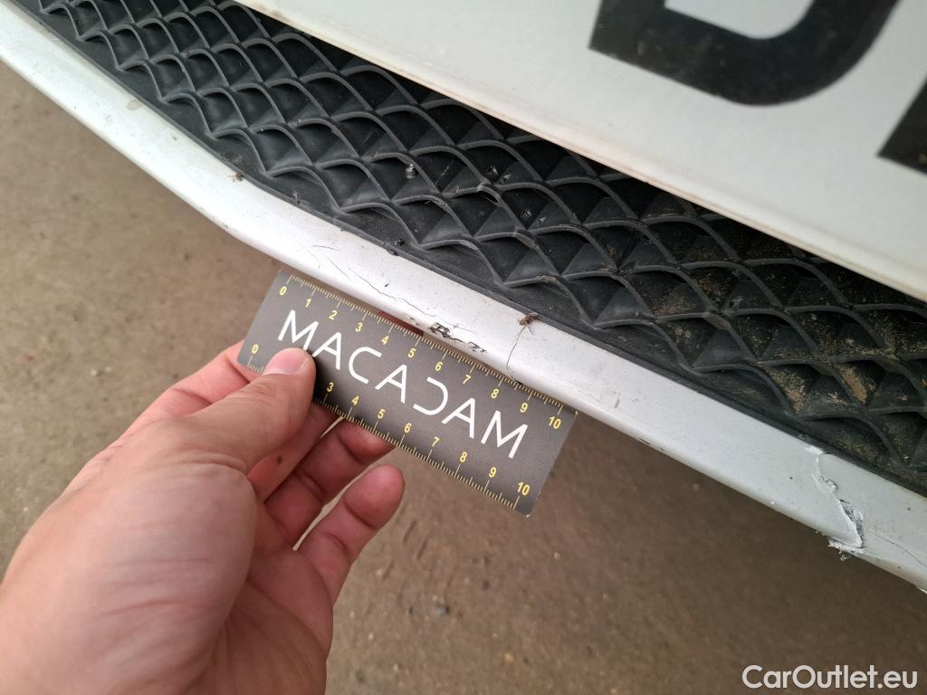  Mercedes  A-Klasse MERCEDESBENZ Classe A Compact  2018  5P  Berline A 180 d Business Line #5