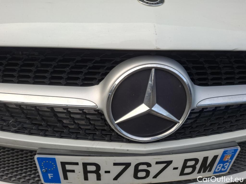  Mercedes  A-Klasse MERCEDESBENZ Classe A Compact  2018  5P  Berline A 180 d Business Line #40