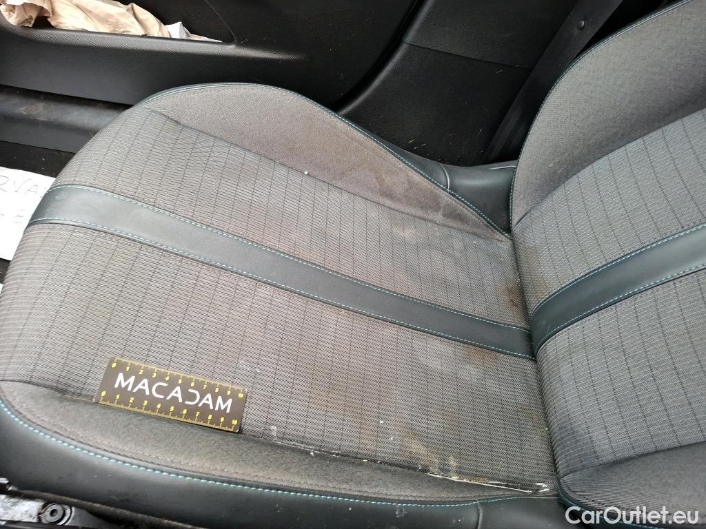  Peugeot  208  Allure Business 1.2 PureTech 100CV BVM6 E6d #39