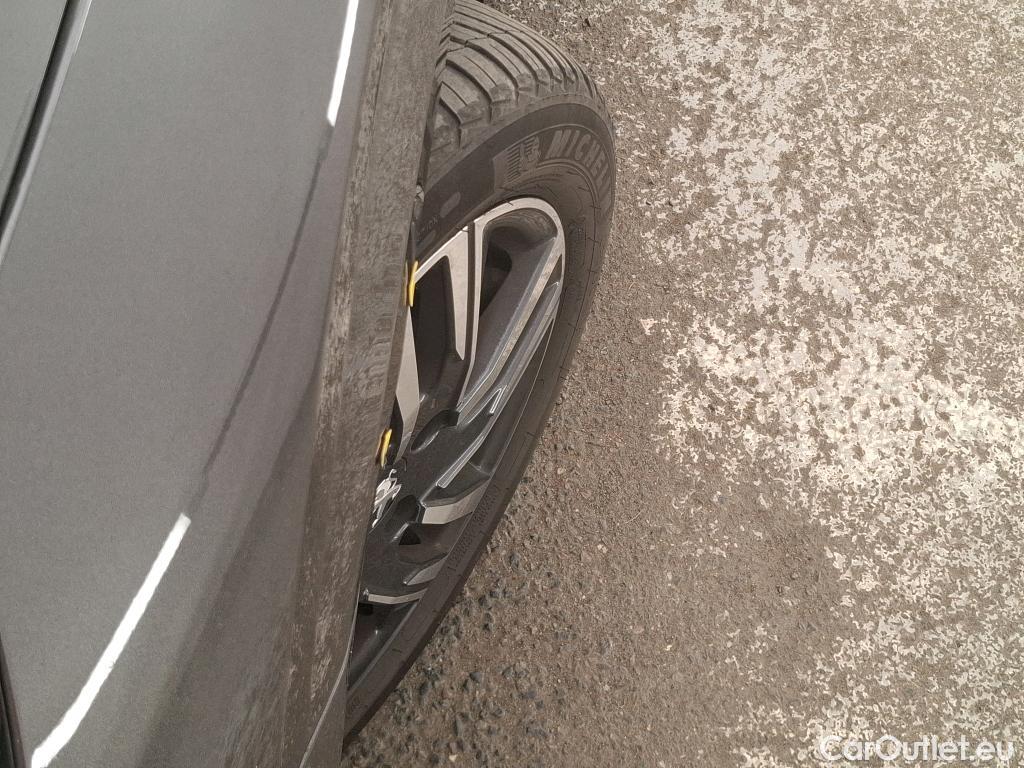  Peugeot  208  Allure Pack 1.2 PureTech 100CV BVA8 E6d #7