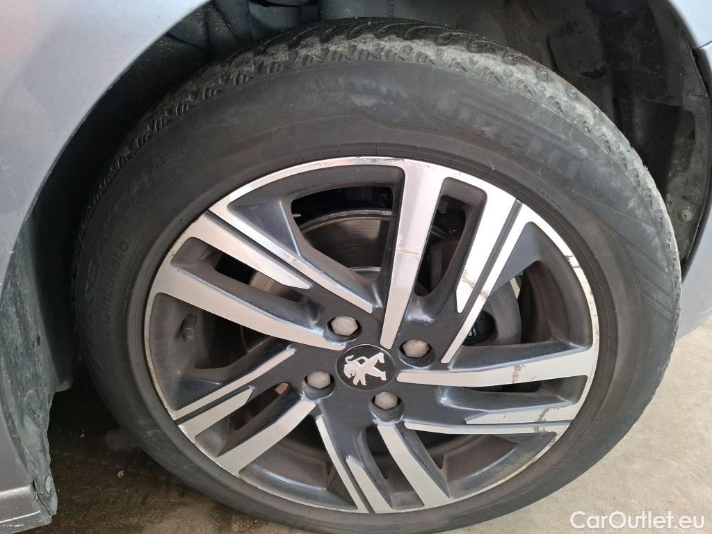  Peugeot  208  Allure Business 1.2 PureTech 100CV BVM6 E6d #14