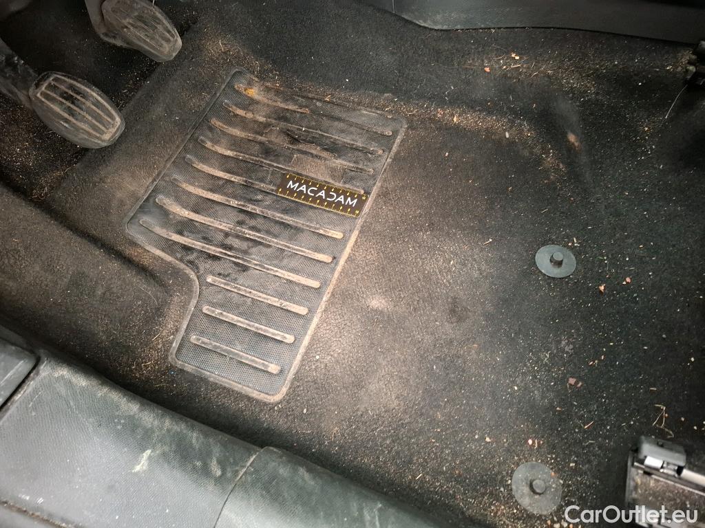  Peugeot  208  Allure Business 1.2 PureTech 100CV BVM6 E6d #30