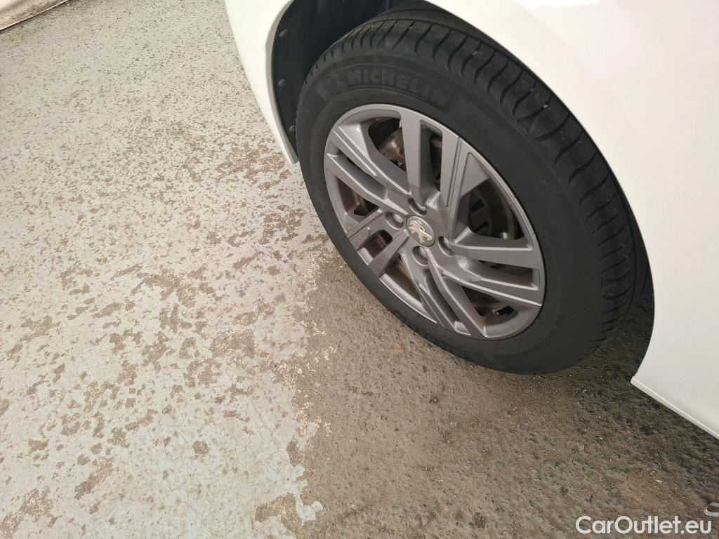  Peugeot  208  Active Business 1.5 HDi 100CV BVM6 E6d #69