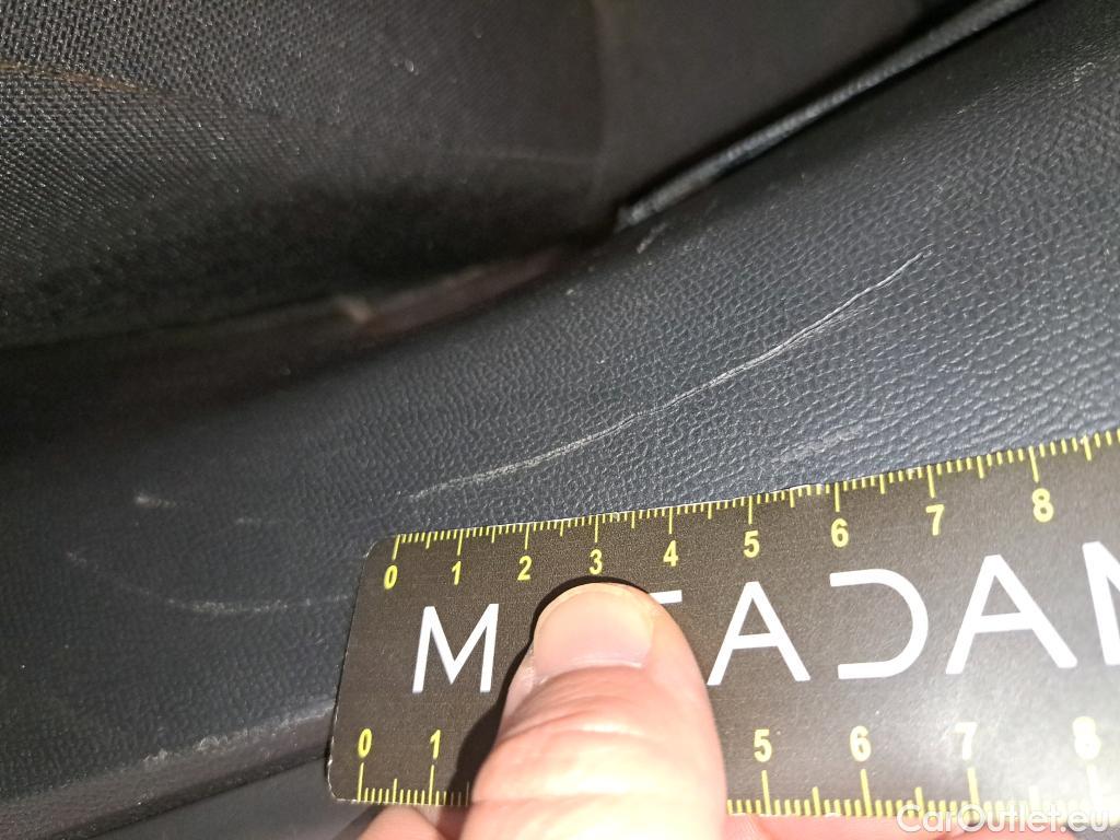  Peugeot  208  Active Business 1.5 HDi 100CV BVM6 E6d #40