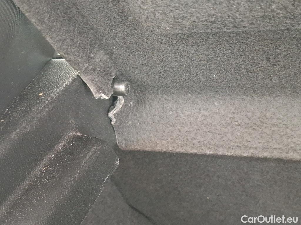  Peugeot  208  Active Pack 1.5 HDi 100CV BVM6 E6d #37