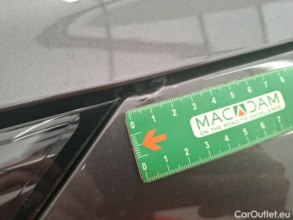  Peugeot  208  Allure Pack 1.2 PureTech 100CV BVA8 E6d #9