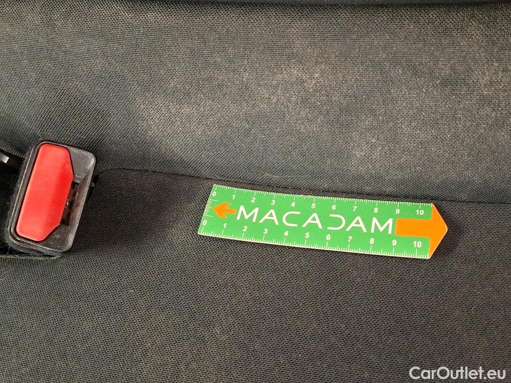  Peugeot  208  Active Business 1.5 HDi 100CV BVM6 E6d #47