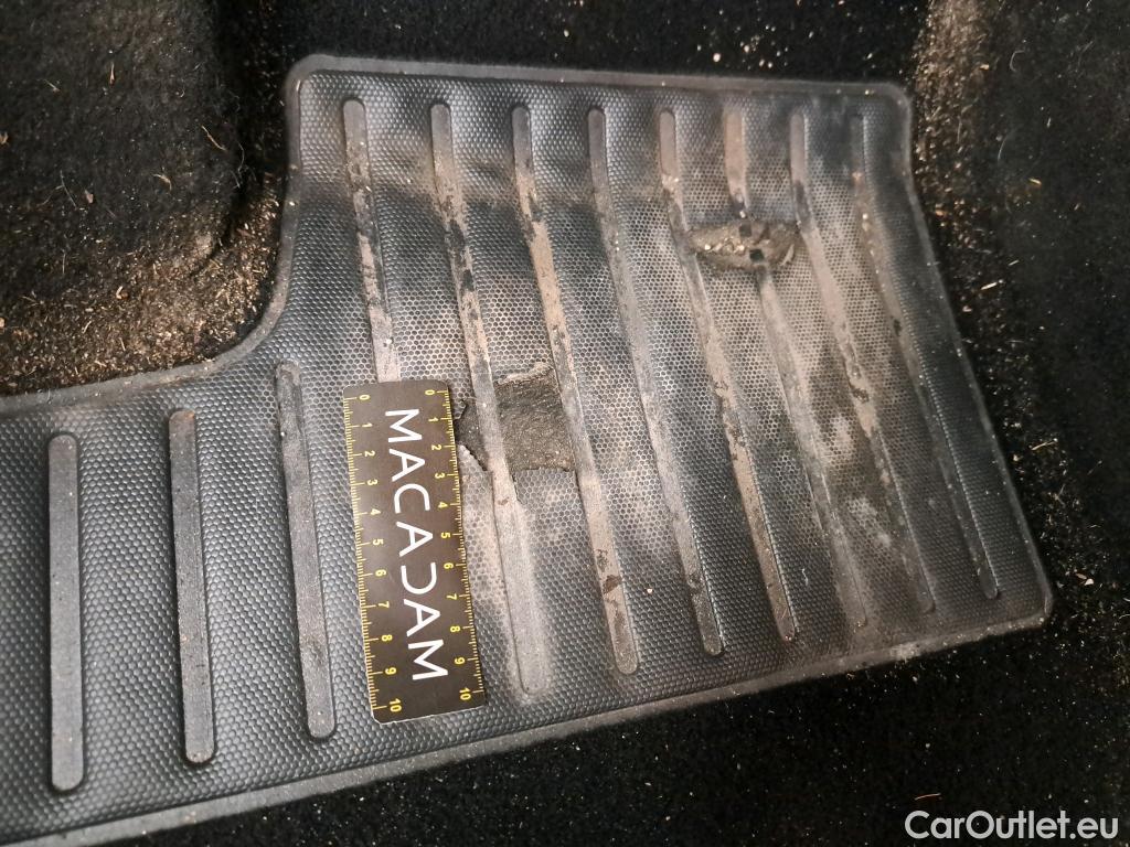  Peugeot  208  Active Business 1.5 HDi 100CV BVM6 E6d #34