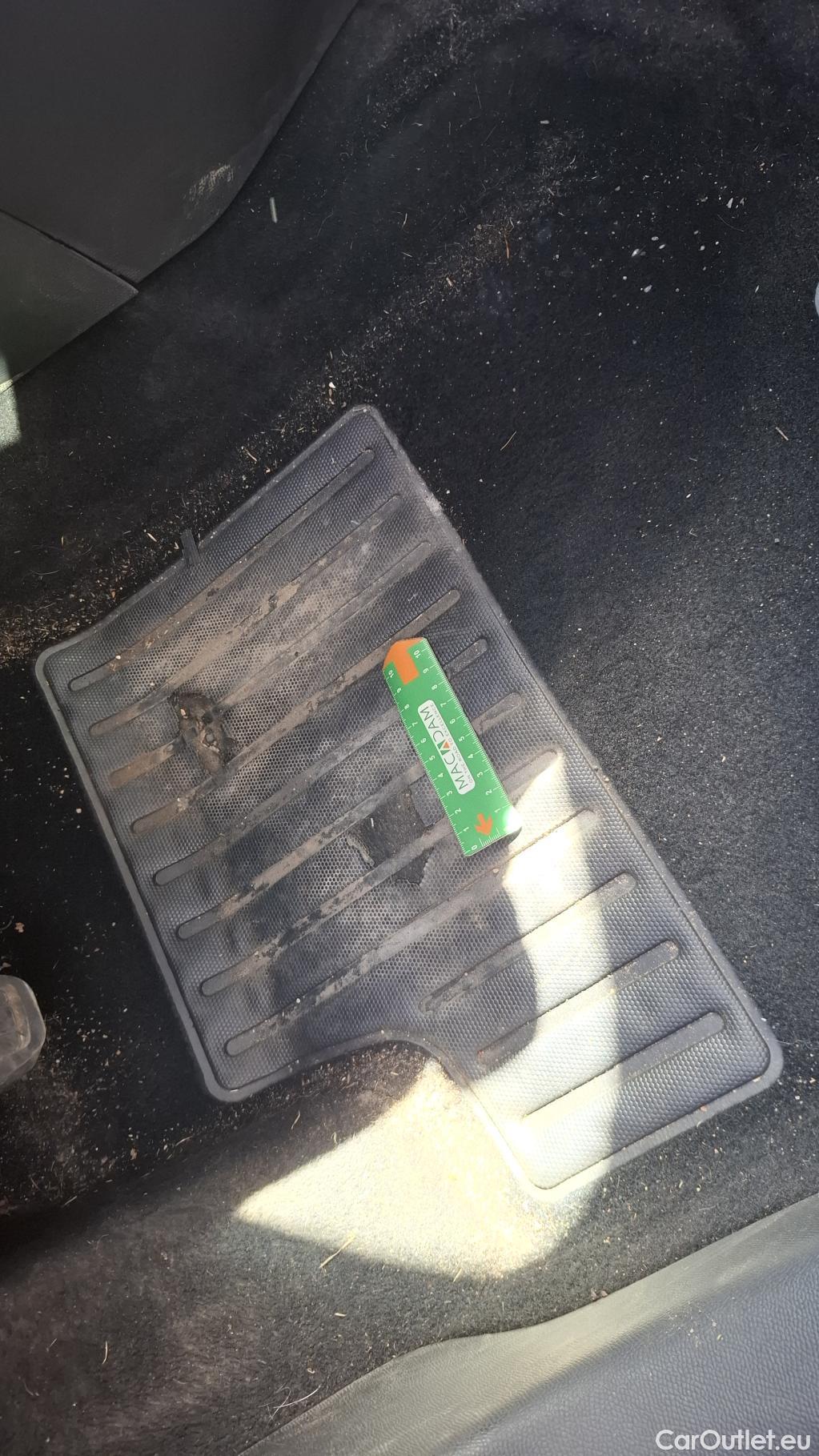  Peugeot  208  Active Business 1.5 HDi 100CV BVM6 E6d #37