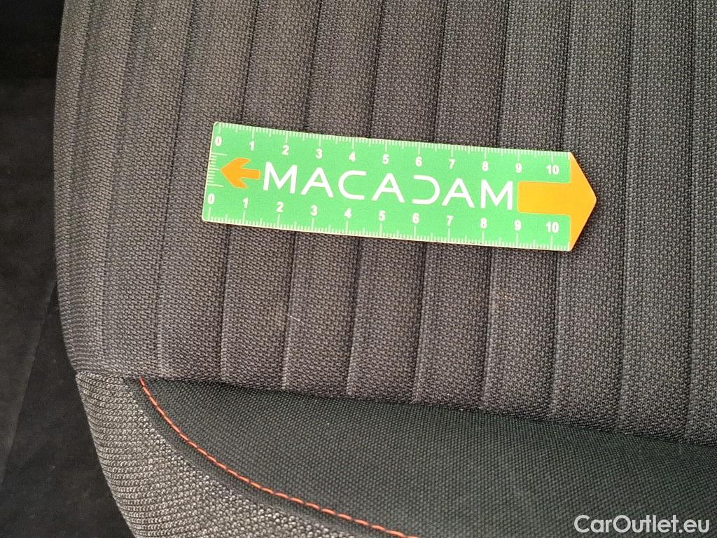  Peugeot  208  Active Business 1.5 HDi 100CV BVM6 E6d #38