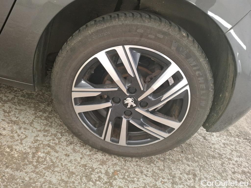  Peugeot  208  Allure Pack 1.2 PureTech 100CV BVA8 E6d #15