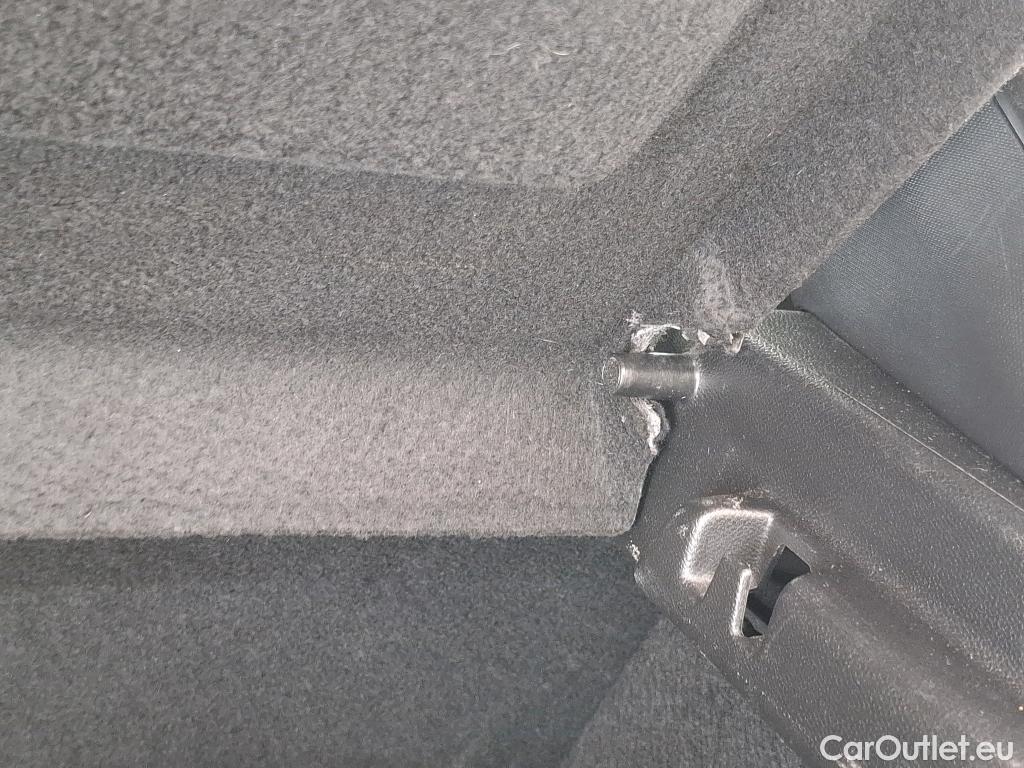  Peugeot  208  Active Pack 1.5 HDi 100CV BVM6 E6d #41