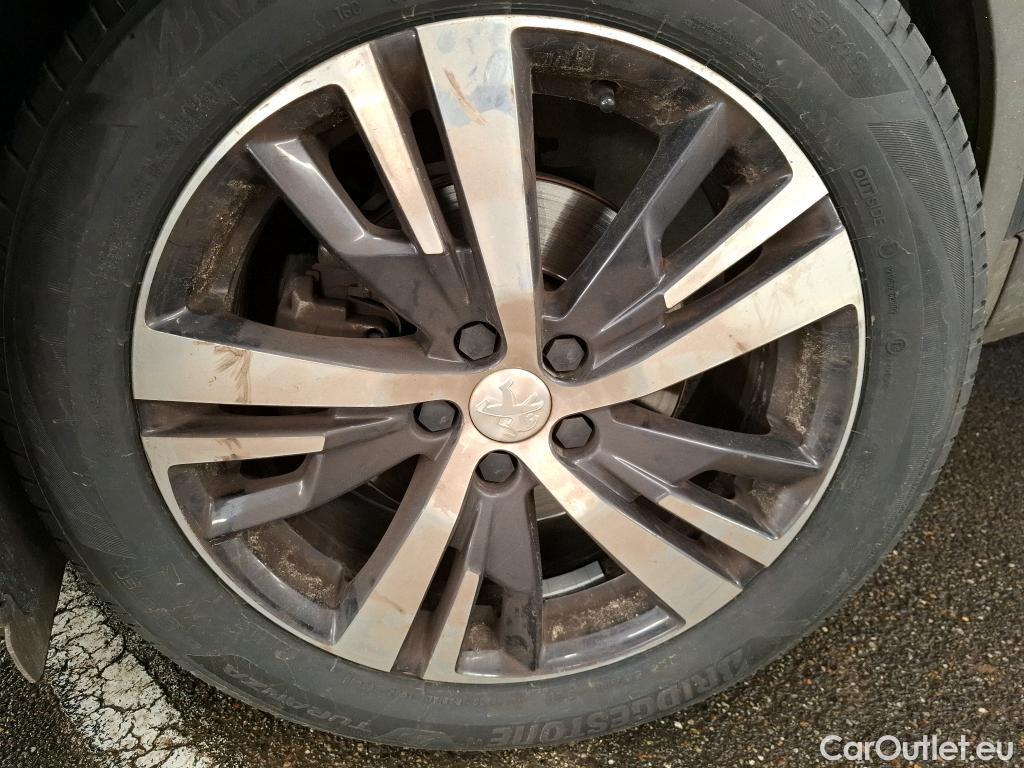  Peugeot  3008  Allure Business 1.2 PureTech 130CV BVA8 E6d #29