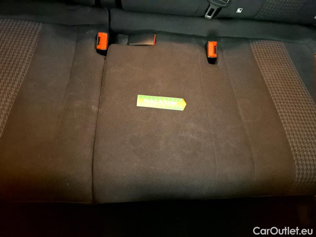  Peugeot  3008  Active Business 1.2 PureTech 130CV BVA8 E6dT #29