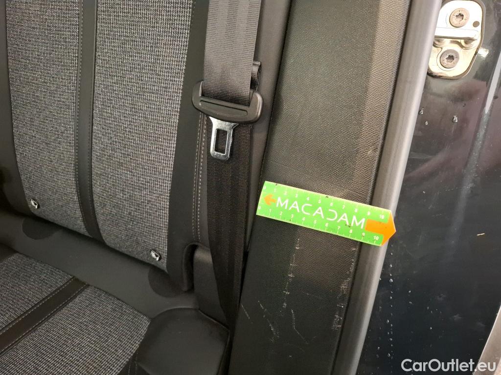  Peugeot  3008  Allure Business 1.2 PureTech 130CV BVA8 E6d #15