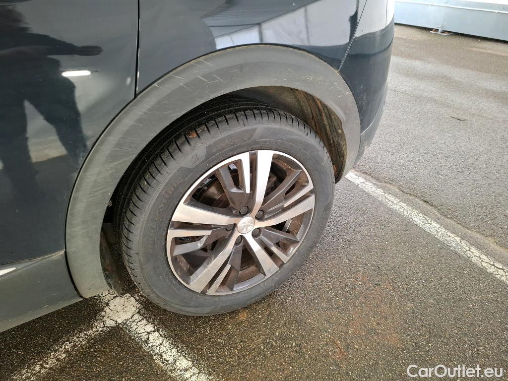  Peugeot  3008  Allure Business 1.2 PureTech 130CV BVA8 E6d #35