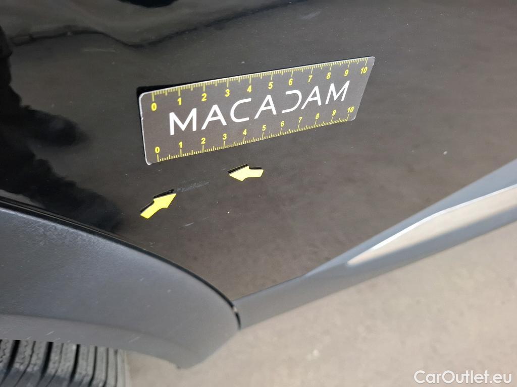  Renault  Captur  II Business 1.5 dCi 115CV BVA7 E6dT #40