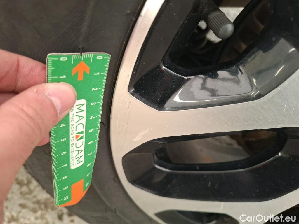  Renault  Captur  Intens 1.5 dCi 90CV BVM5 E6 #37